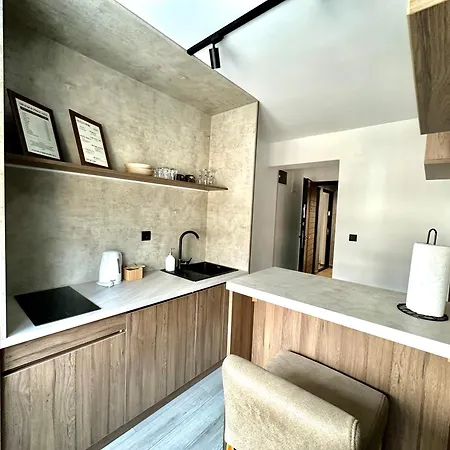 Lux Nk - Old Town Apartment