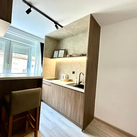 Lux Nk - Old Town Daire *